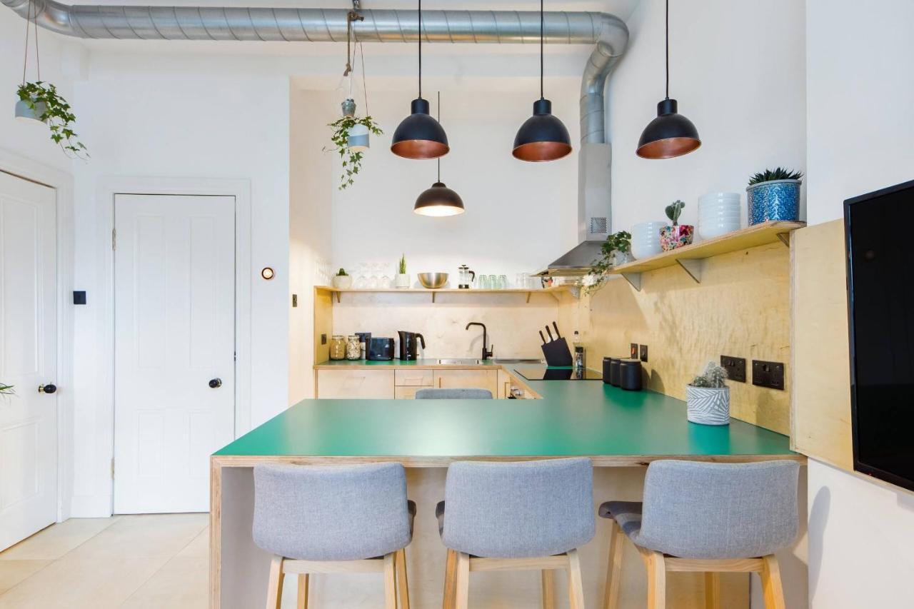 The Plywood Flat, Modern Style In A Traditional Tenement EDI Buitenkant foto