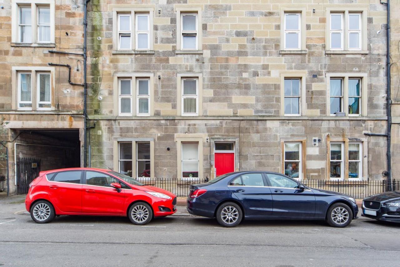 The Plywood Flat, Modern Style In A Traditional Tenement EDI Buitenkant foto